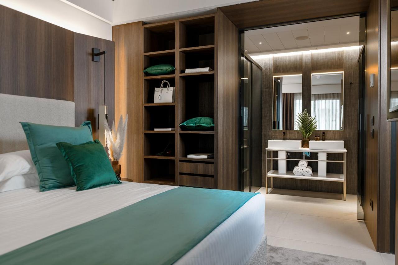 We Me Suite Hotel Riccione Exterior photo